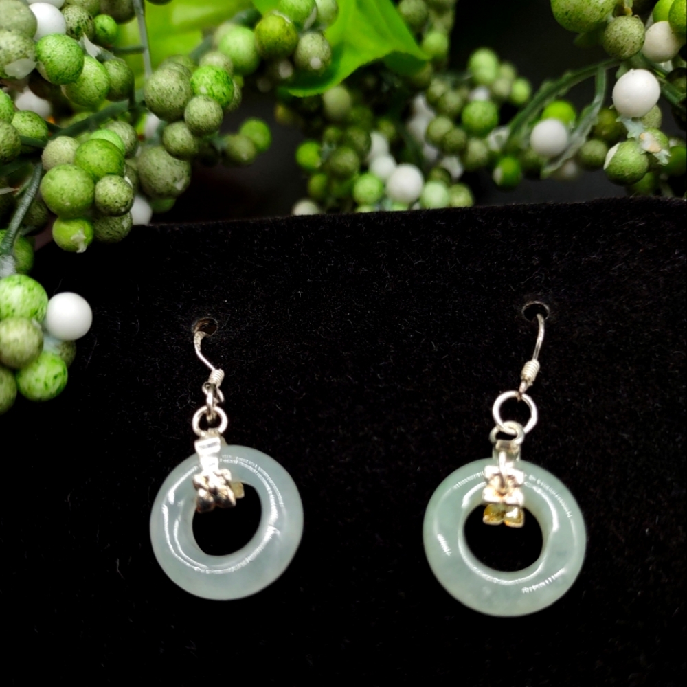 🌿China genuine jade hoop earrings